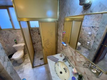Casa en Venta en Rinconada Coapa, Tlalpan; con uso de suelo comercial