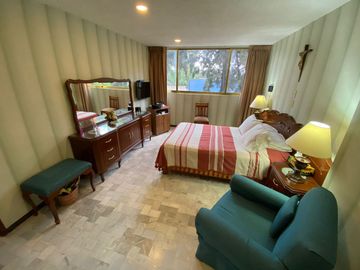 Casa en Venta en Rinconada Coapa, Tlalpan; con uso de suelo comercial
