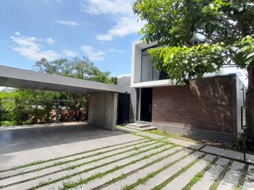 CASA EN VENTA EN COLIMA EN FRACCIONAMIENTO TIERRA ALTA EN COLIMA