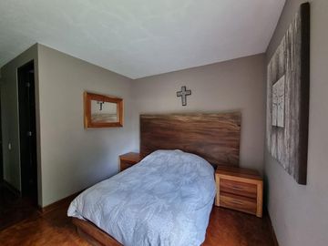 MODERNA CASA EN VENTA, AVANDARO