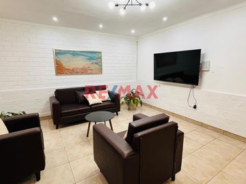 Se Vende Casa De Playa En Punta Negra Totalmente Amoblada
