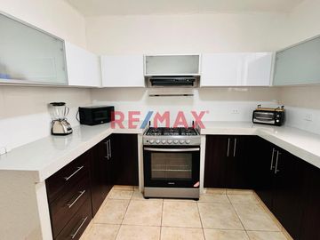 Se Vende Casa De Playa En Punta Negra Totalmente Amoblada