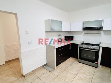 Se Vende Casa De Playa En Punta Negra Totalmente Amoblada