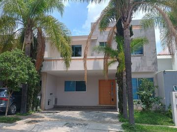 Casa en venta en Condominio Parque Sereno, Parque Metropolitano