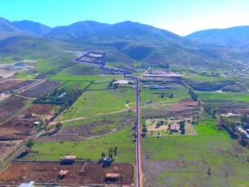 Venta De Terreno Rústico en Valle de Las Palmas, 3 Hectáreas.