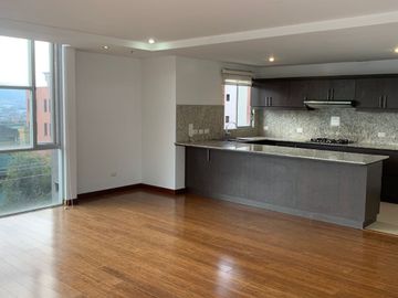 Departamento en Venta Cerca de Udla Park.