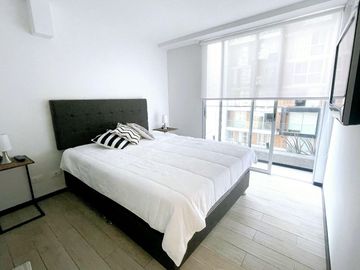 ¡Vive El Encanto De Barranco! Alquiler De Moderno Departamento Amoblado