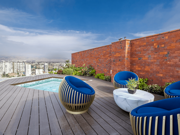 ¡Vive El Encanto De Barranco! Alquiler De Moderno Departamento Amoblado