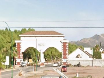 ¡¡Haz Que Tu Dinero Trabaje Para Ti Hoy !! Venta de Casa en exclusiva Zona, Col. Residencial Leones Aldama, Chihuahua.