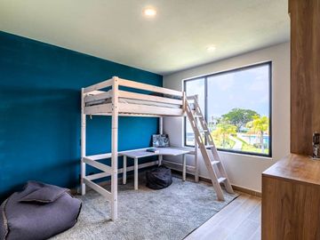 CASA EN VENTA CON ALBERCA Y JARDIN A 15MIN DE CUERNAVACA