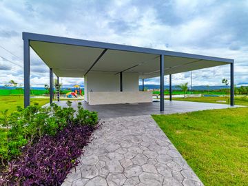 CASA EN VENTA AL SUR DE CUERNAVACA CON ALBERCA Y PALAPA