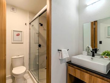 CASA CON ALBERCA Y ASADOR AL SUR DE CUERNAVACA EN VENTA