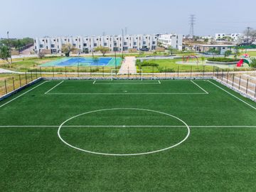 CASA CERCA DE CUERNAVACA CON CANCHA DE PADEL Y ALBERCA