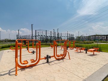 CASA CERCA DE CUERNAVACA CON CANCHA DE PADEL Y ALBERCA