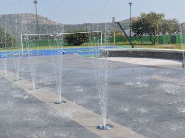 CASA CERCA DE CUERNAVACA CON CANCHA DE PADEL Y ALBERCA