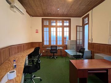 ¡Oportunidad Única de Alquilar Local Comercial en el Corazón de Barranco!