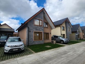 CASA NUEVA MODELO E EN CONDOMINIO BRISAS DEL SOL, TALCAHUANO