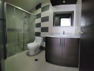 Venta Casa, San Juan de Cumbayá, cerca USFQ y Colegios de la Zona