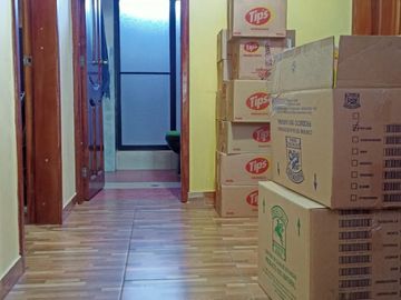 VENTA CASA  CON EXCELENTE UBICACIÓN A UNA CUADRA DE LA E-35