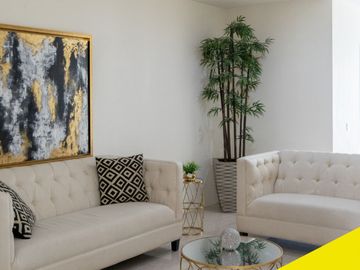Residencia de 3 pisos en venta en La Cañada Residencial