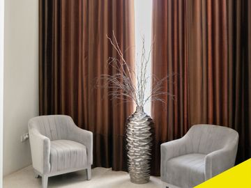 Residencia de 3 pisos en venta en La Cañada Residencial
