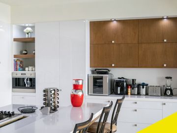 Residencia de 3 pisos en venta en La Cañada Residencial