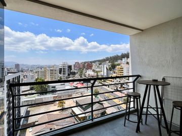 SUITE DE LUJO EN VENTA-SECTOR CATALINA ALDAZ, CERCA A LA PORTUGAL