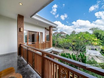 Spacious 3 Bedroom Villa in Jimbaran Bali for Rent Yearly