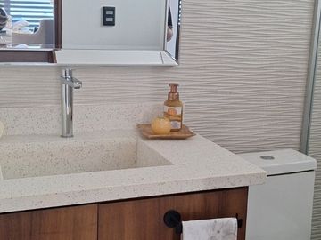 Casa moderna en venta en Lagos del Sol Cancun.