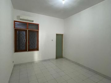 Rumah second di Bintara Bekasi Barat