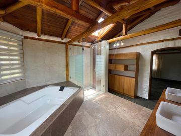 Quinta En Venta en La Armenia – Los Chillos