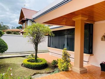CASA DE LUJO EN LA EXCLUSIVA URB. SAN JOSE EN EL VALLE DE LOS CHILLOS