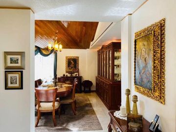 CASA DE LUJO EN LA EXCLUSIVA URB. SAN JOSE EN EL VALLE DE LOS CHILLOS