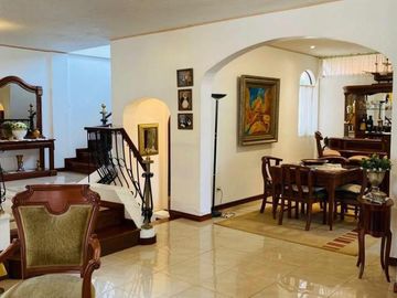 CASA DE LUJO EN LA EXCLUSIVA URB. SAN JOSE EN EL VALLE DE LOS CHILLOS