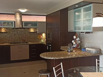 CASA DE LUJO EN LA EXCLUSIVA URB. SAN JOSE EN EL VALLE DE LOS CHILLOS
