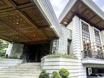 6-Bedroom 6BR House and Lot for Sale in Quezon City at Loyola Grand Villas