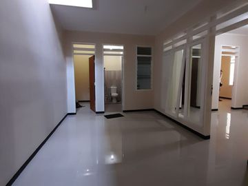 JUAL RUMAH RUNGKUT ASRI TENGAH SURABAYA SIAP HUNI