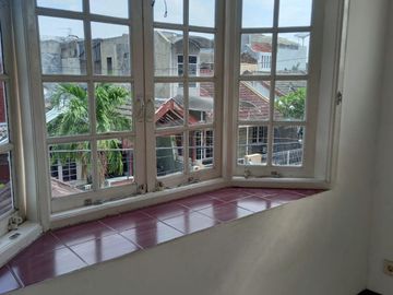 JUAL RUMAH WIGUNA TENGAH SURABAYA SIAP HUNI FULL BANGUNAN