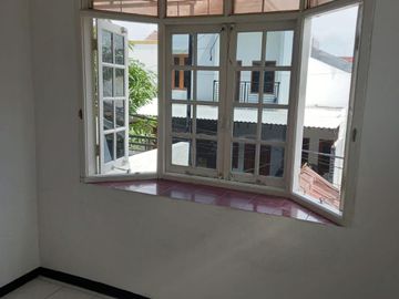 JUAL RUMAH WIGUNA TENGAH SURABAYA SIAP HUNI FULL BANGUNAN