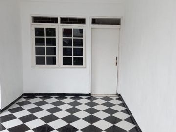 JUAL RUMAH WIGUNA TENGAH SURABAYA SIAP HUNI FULL BANGUNAN