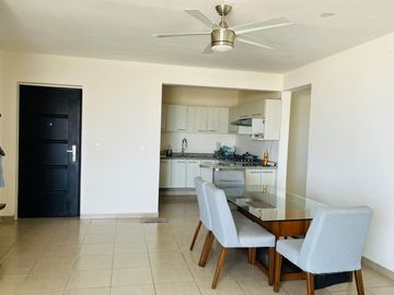 Venta Departamento con alberca Fracc Costa Azul en Acapulco (Cond Madera)