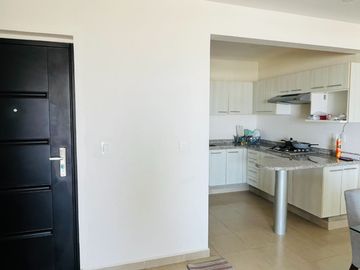 Venta Departamento con alberca Fracc Costa Azul en Acapulco (Cond Madera)