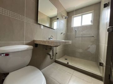 Venta Departamento con alberca Fracc Costa Azul en Acapulco (Cond Madera)