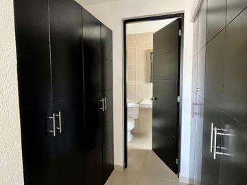Venta Departamento con alberca Fracc Costa Azul en Acapulco (Cond Madera)