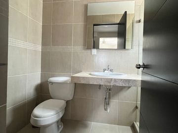 Venta Departamento con alberca Fracc Costa Azul en Acapulco (Cond Madera)
