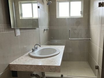 Venta Departamento con alberca Fracc Costa Azul en Acapulco (Cond Madera)