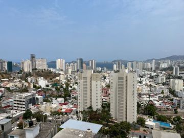 Venta Departamento con alberca Fracc Costa Azul en Acapulco (Cond Madera)