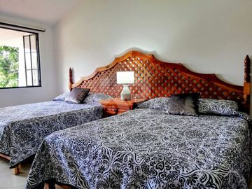 Casa a pie de calle que combina Elegancia y Amplitud en Venta y Renta