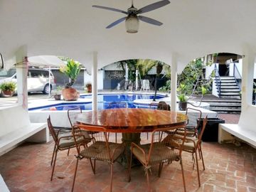 Casa a pie de calle que combina Elegancia y Amplitud en Venta y Renta