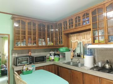 Baguio 5 Brm Single Detached Home, within a subdivision with 2 covered garage